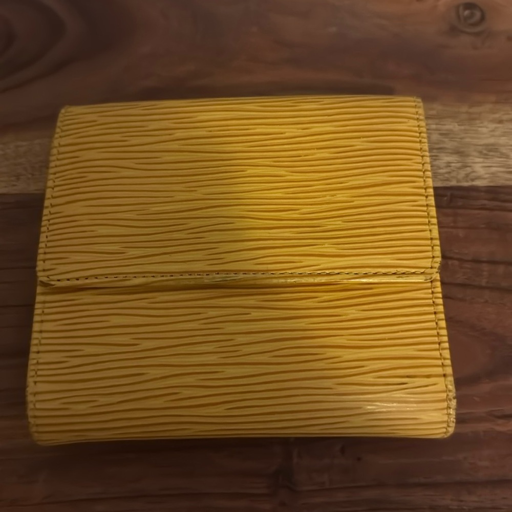 Authentic Louis Vuitton Epi leather Elise compact wallet yellow purple gold